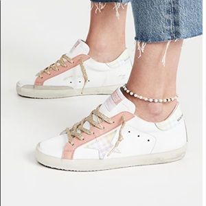 Color: white/pink/multicolor